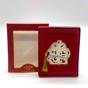 LENOX FRIEND FOREVER ORNAMENT